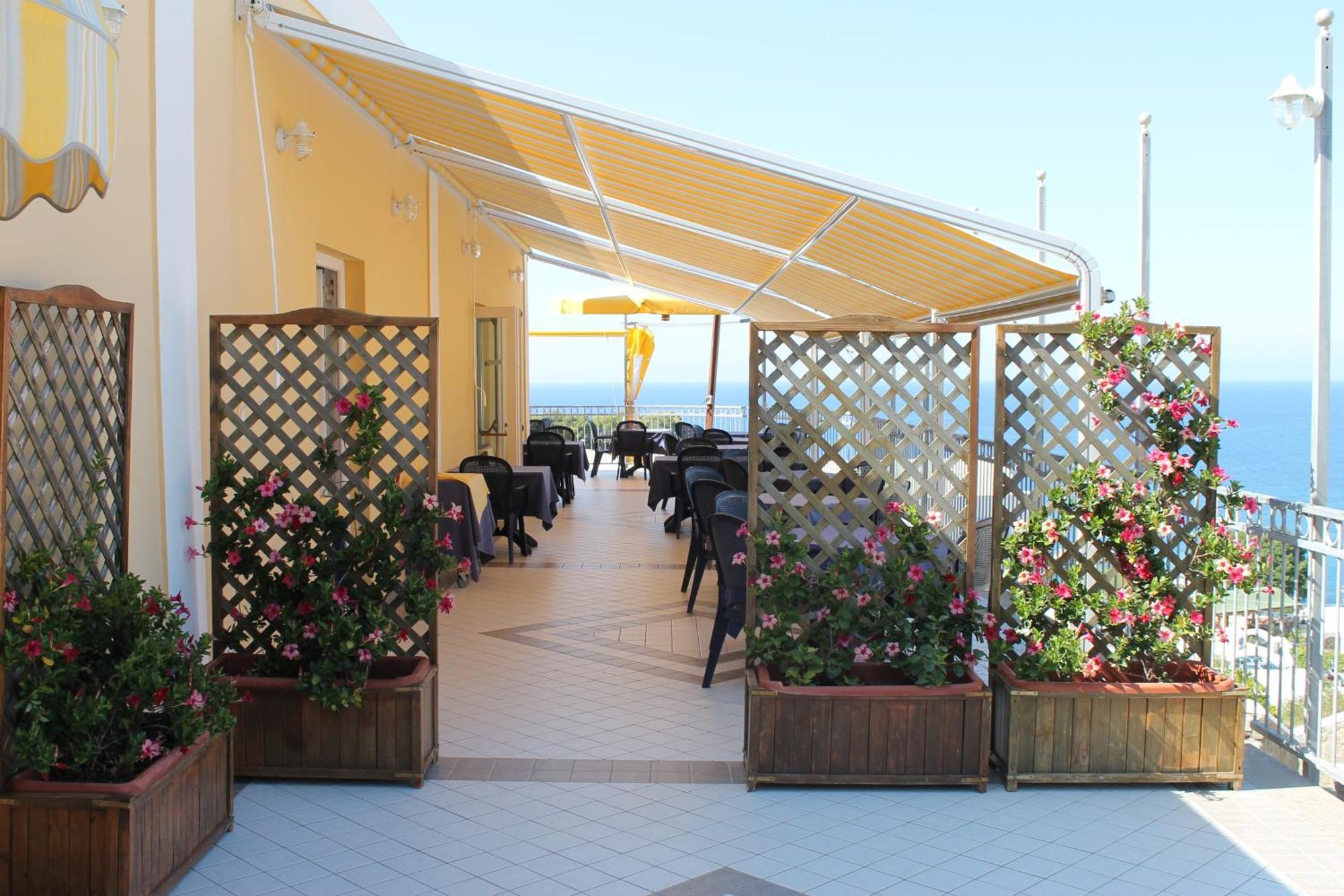 Hotel Villaggio Dei Pescatori Ponza Luaran gambar