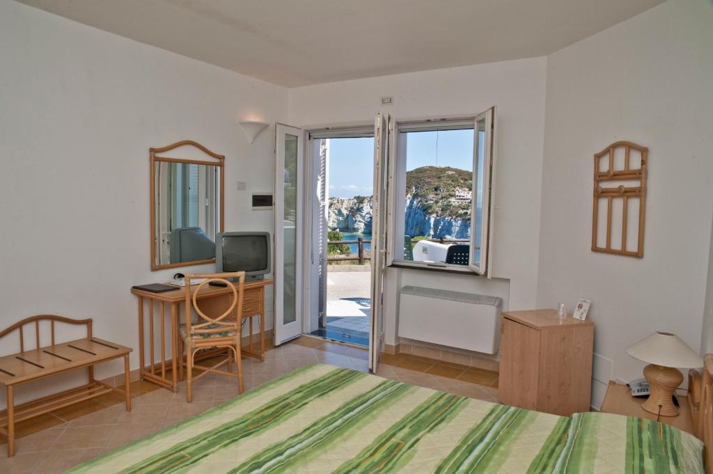 Hotel Villaggio Dei Pescatori Ponza Luaran gambar