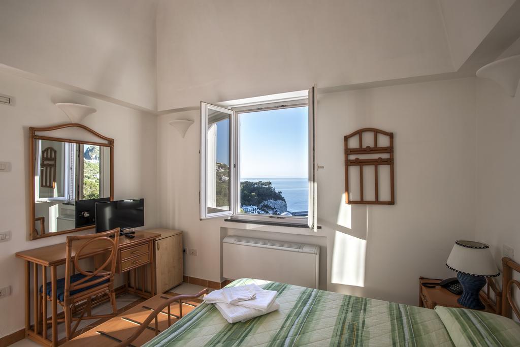 Hotel Villaggio Dei Pescatori Ponza Luaran gambar