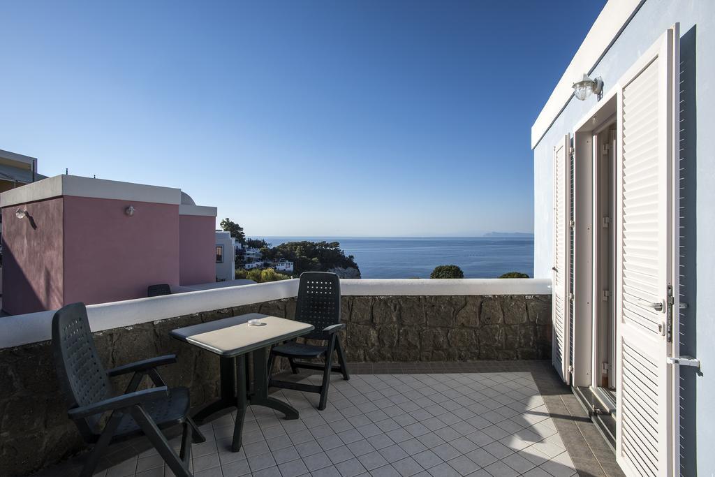 Hotel Villaggio Dei Pescatori Ponza Luaran gambar