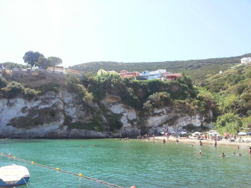 Hotel Villaggio Dei Pescatori Ponza Luaran gambar